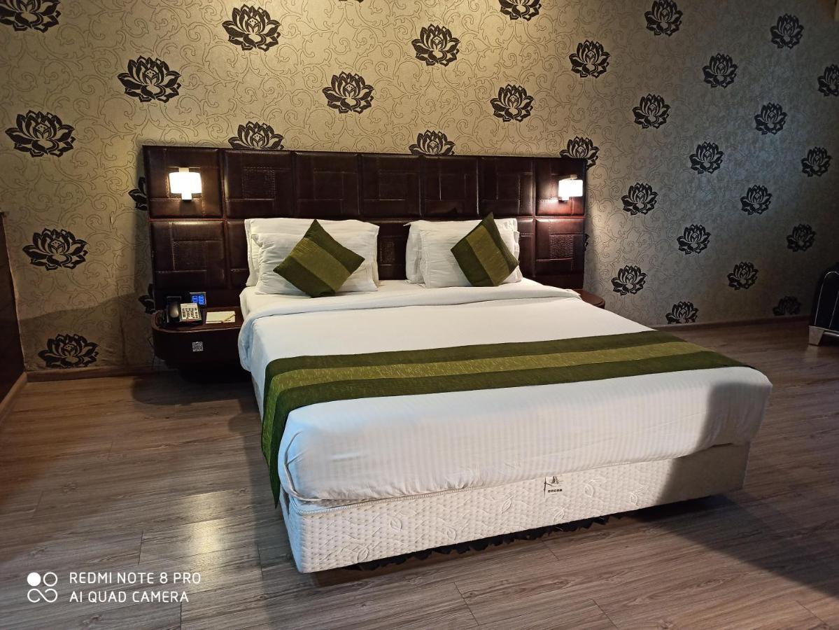 Hotel Patliputra Exotica Patna  Zewnętrze zdjęcie