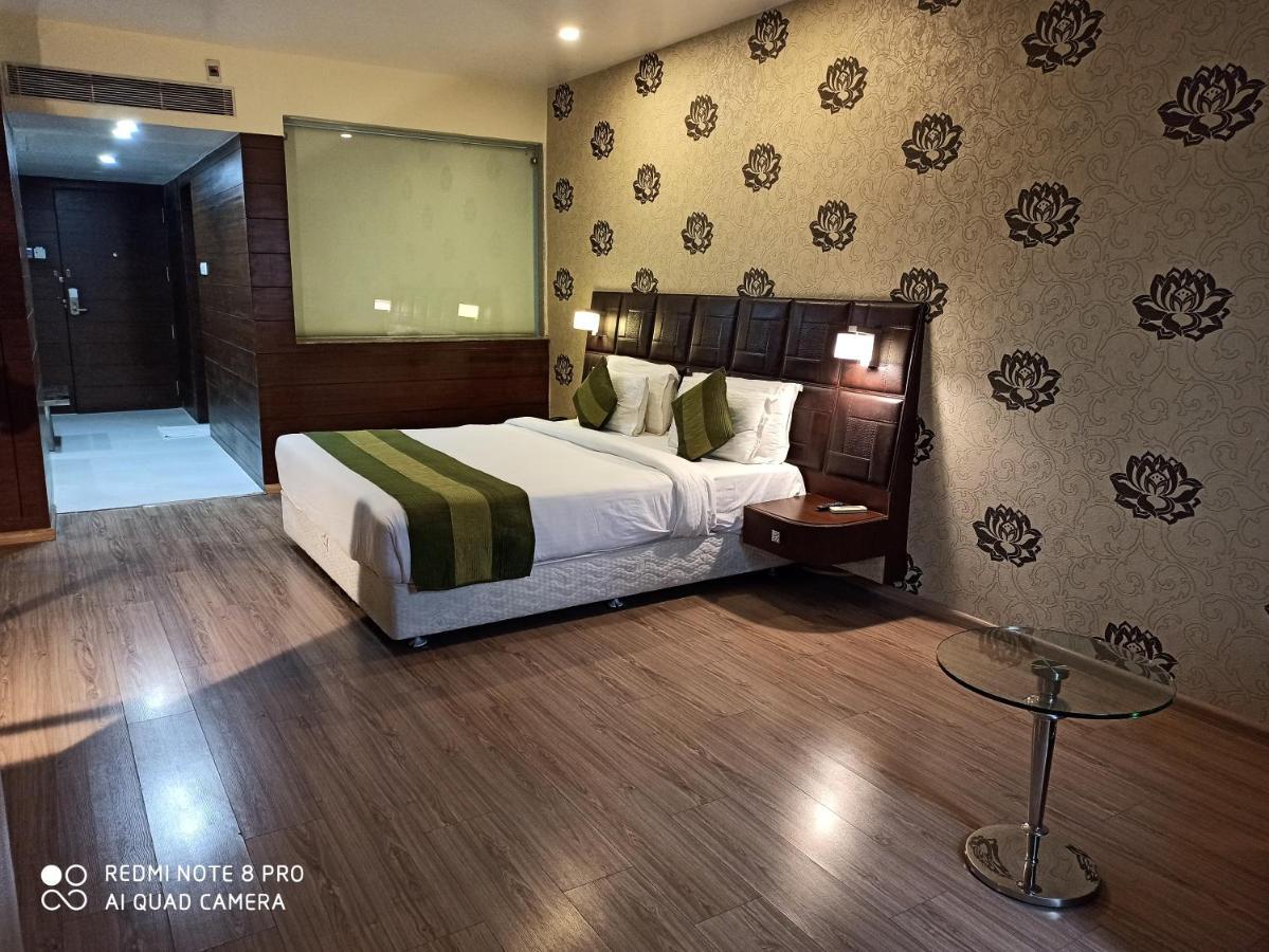 Hotel Patliputra Exotica Patna  Zewnętrze zdjęcie