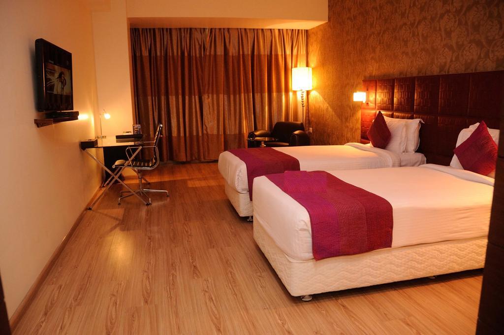 Hotel Patliputra Exotica Patna  Zewnętrze zdjęcie